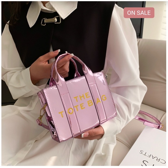 Designer Leather Shoulder Bag - Picture 3 of 5